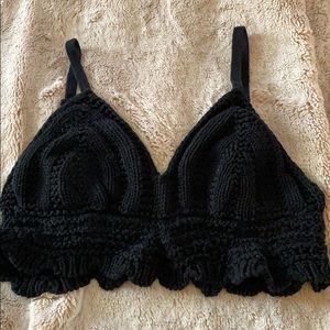 Black knitted crop top